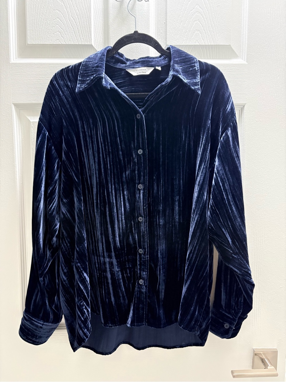 & Other Stories Navy Blue Crushed Velvet Button-Down Shirt NWOT.
